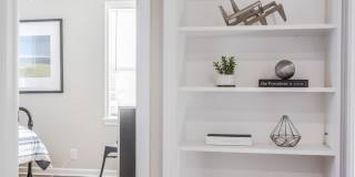 Everly Apartments on Cherry Street Gallery 21