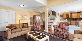 113 Beacon Boulevard Gallery 7