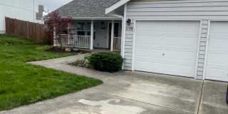 1199 Northwest Redwing Drive Gallery 3