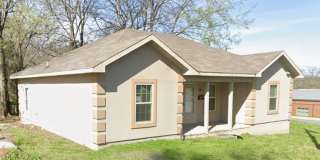 Welcome home to 3501 W 25th Little Rock, For Rent, ** Move in Special - Zero Deposit Option, Please read the full description** Gallery 1