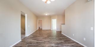 Check this Beautiful Condo Unit located in a gated Terrasini  community! Gallery 8