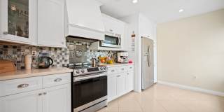 982 NW 133rd Ct Gallery 10