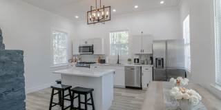 556 Charles Street Gallery 3