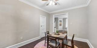 5428 WHITBY Avenue Gallery 7
