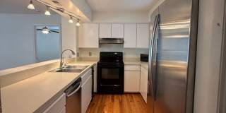 Chesapeake Bay Condo – One Block from the Beach! Gallery 5