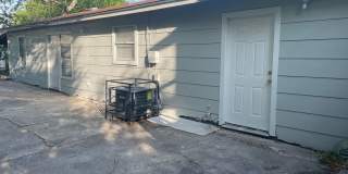 Charming 3-Bedroom, 1-Bath Duplex – Convenient Corpus Christi Location Gallery 1