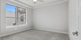 1817 N ST MARYS ST Gallery 17