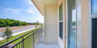 Jolie Pflugerville Gallery 30