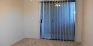 Effortless Central Tucson Living: 2BR Gem with Water/ Sewer/ Trash Included Gallery 7