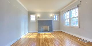 701 7th Street Northwest Gallery 1