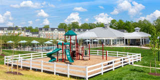 Highlands EVOLV Rental Townhomes Gallery 26