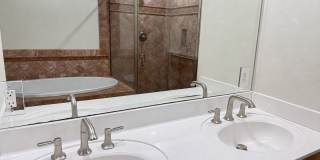 Furnished Davidson Townhome Two Blocks From Main Street Davidson - 6 To 18 Month Lease Gallery 14