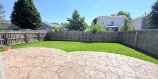 Now Showing: 4 Bedroom / 2.5 Bath located at 1723 Elijah Blue Dr. in Greenwood, IN. Gallery 28