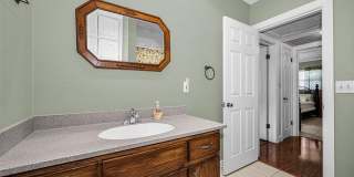 253 PARK Circle S Gallery 26