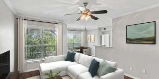 Eaves North Dallas Gallery 16