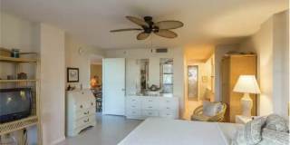 5880 Midnight Pass Road Gallery 31