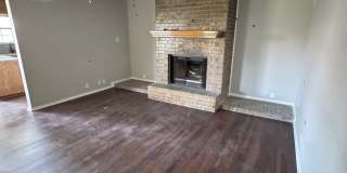 1211 Hyde Park Boulevard Gallery 2