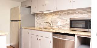 Updated Condo- 5601 Woodrow Gallery 9