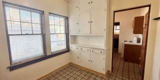 Massive 4 Bedroom, 2 Bath Brick Home Gallery 14