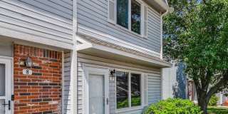 Luxury 3 Bedroom Condo in Derby Gallery 1
