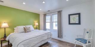 14 N Vassar Square Gallery 19