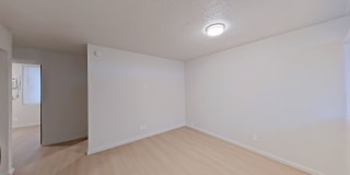 University Manor - Newly Renovated Units just a short walk from Campus! Gallery 64