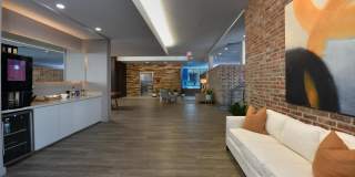 100 Park Gallery 19