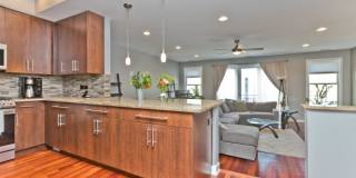 1232 N Milwaukee ave Gallery 6