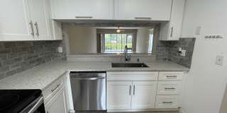 ANNUAL RENTAL - 2/2 CONDO IN ABBEY AT BERKSHIRE VILLAGE Gallery 1