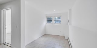 20 Handsome Avenue Gallery 4