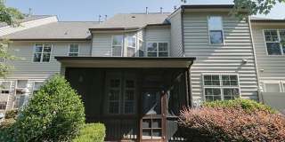 Gorgeous 3 Bedroom 2.5 Bathroom Townhome- Located in Stone Creek Village, Cary! Available August 14th! Gallery 31