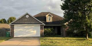 611 Spur Ln Gallery 1