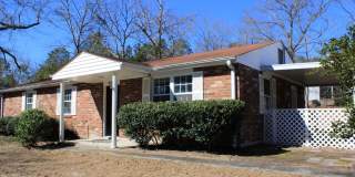 Awesomely Located 3 bedroom 2 bath Available! Gallery 4