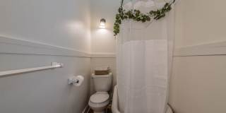 ADAMS STREET APARTMENTS Gallery 27