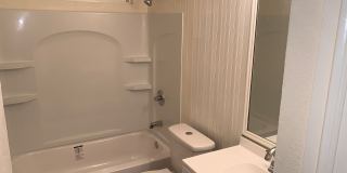 Beautifully Renovated 4/2 One story Georgetown Property. Gallery 20