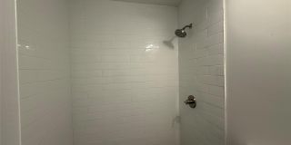 174 Center Street Gallery 15