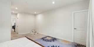 17414 SOUTHERN SHORES Drive Gallery 12