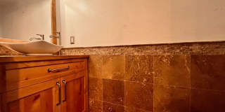 Renovated Uptown District Top Floor Condo in the Hillcrest Gallery 20