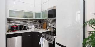 378 South 3rd Street Gallery 3