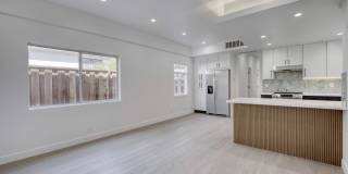 2091 Harvard Street Gallery 7