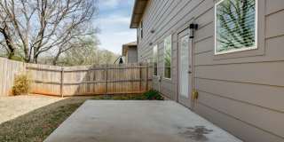Brand New 3 Bed 2.5 Bath Duplex Includes Office Space (See Contact Info Below) Gallery 54