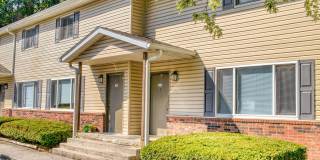 Hickory Grove Apartments Gallery 9