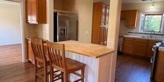 2521 Fairmount Avenue Gallery 8