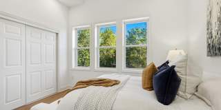 1529 ISHERWOOD Street NE Gallery 21