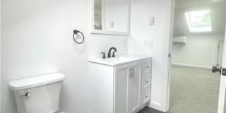 20 Jackson Avenue Gallery 7