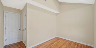 123 Clinton Gallery 16