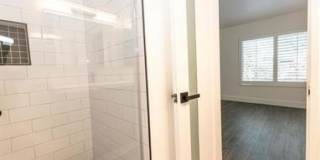 9525 Sepulveda Boulevard Gallery 21