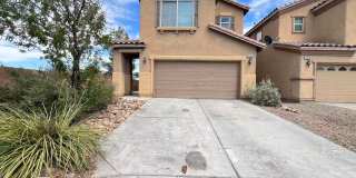 Bright and spacious home Gallery 1