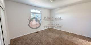 Modern West Salem Home: Central AC, 2-Car Garage & Washer/Dryer Gallery 12