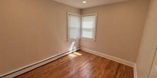 277 Jackson Avenue Gallery 12